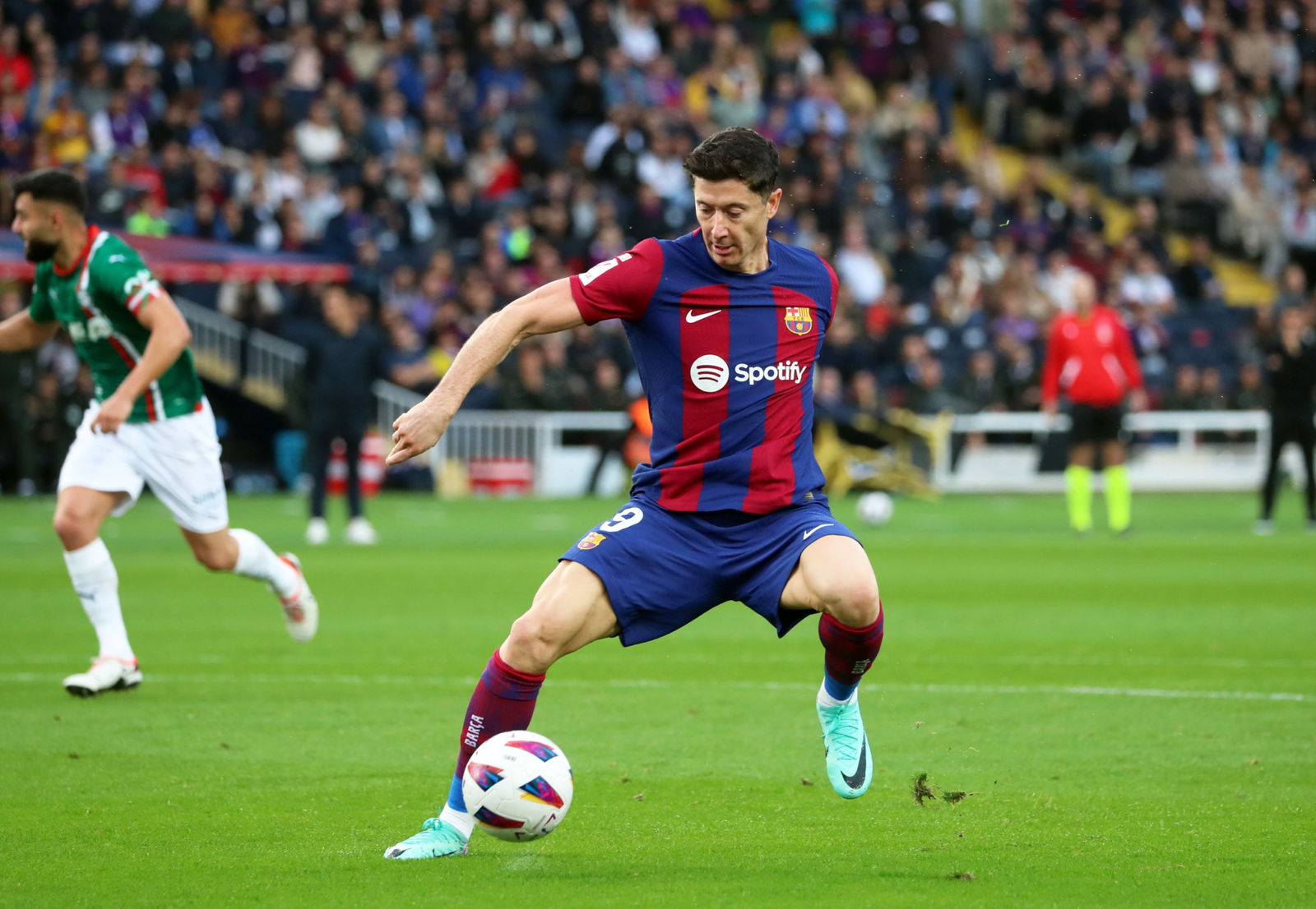 La Liga 2018/2019 Teams That Created Plenty but Failed to Finish: A Statistical Perspective